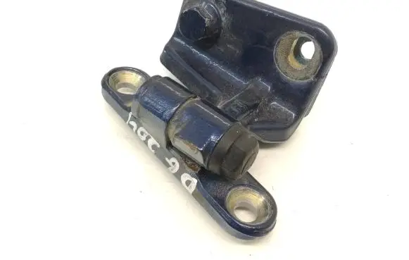 Mercedes-Benz B W245 Rear door upper hinge