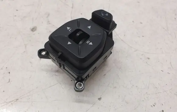Hyundai ix35 Wing mirror switch 3834801110