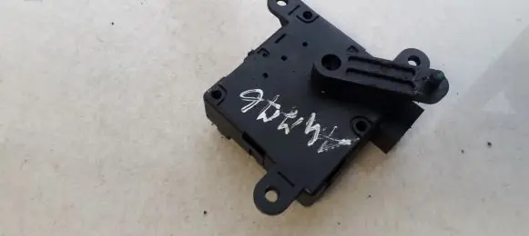Hyundai Elantra Air flap motor/actuator D332AKYAA D332-AKYAA