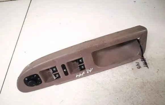 Volkswagen PASSAT B6 Electric window control switch 3c1867171