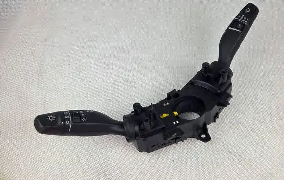 Hyundai i30 Panel lighting control switch 93404G4910