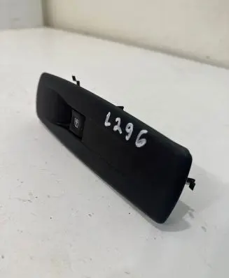 Renault Megane III Electric window control switch 80960000R 9273180
