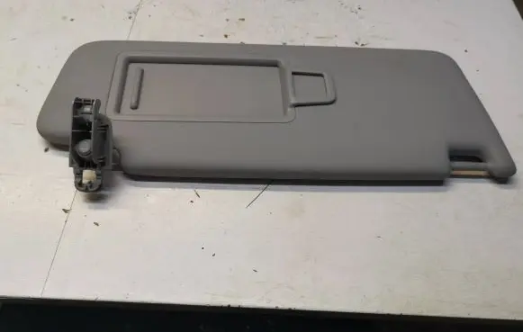 Audi A4 S4 B9 Sun visor 8V5857552A