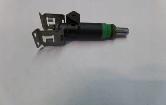 Ford Fiesta Fuel injector 98MFBC1616V