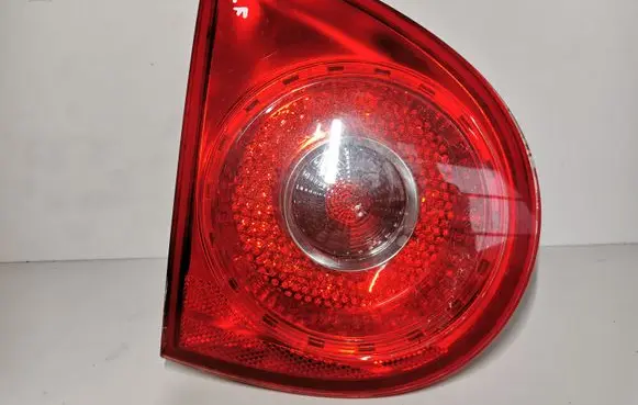 Volkswagen Golf V Tailgate rear/tail lights 1K6945093E