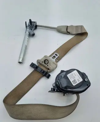 Chrysler Pacifica Front seatbelt 5LA36PD2AG P5LA36PD2AG 6294874