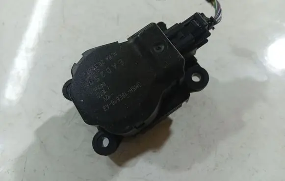 Ford S-MAX Air flap motor/actuator 3M5H19E616AB