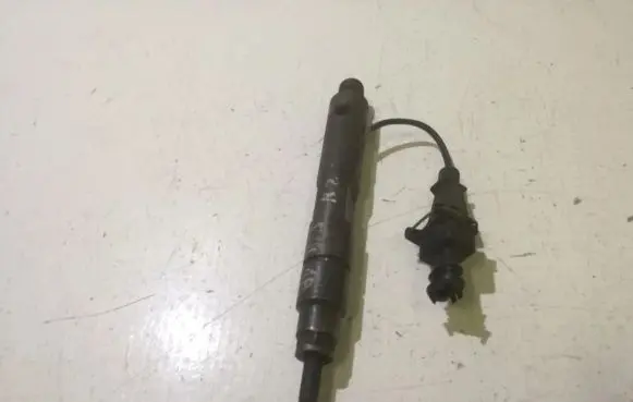 Volvo S40, V40 Fuel injector 0432193754 7700875035