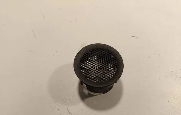 Jeep Grand Cherokee Front door speaker cover trim 