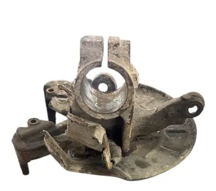 Volkswagen Polo IV 9N3 Front wheel hub