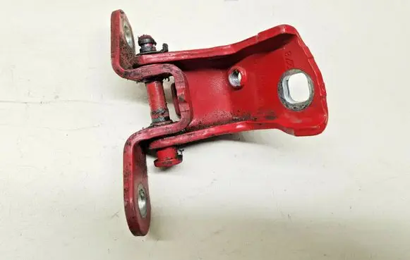 Ford Mondeo Mk III Rear door lower hinge 93BBF26800AL