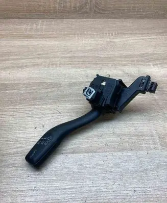 Audi A3 S3 8P Indicator stalk 8P0953513C 10003999