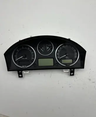 Land Rover Discovery 3 - LR3 Speedometer (instrument cluster) LR0019004KOCO YAC500046 YAH500141