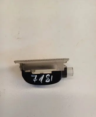 Toyota Avensis T250 Front door interior light 8124005040 8124005050