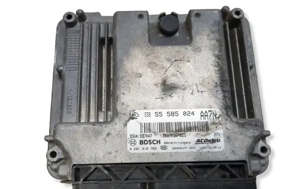 Opel Insignia A Engine control unit/module 55585024 55579447 0281018769