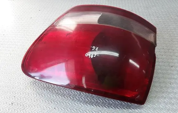 Toyota Avensis Verso Rear/tail lights