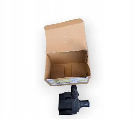 Audi A6 S6 C7 4G Electric auxiliary coolant/water pump 06H121601P