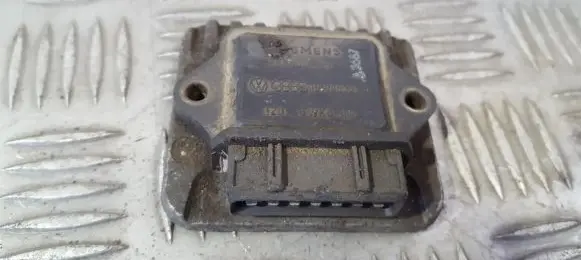 Volkswagen Jetta II Ignition amplifier control unit 191905351C
