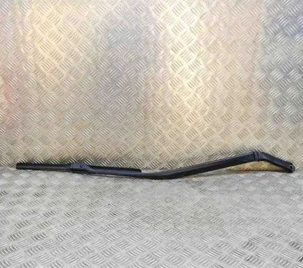 Maserati Quattroporte Windshield/front glass wiper blade 89813736 670001642