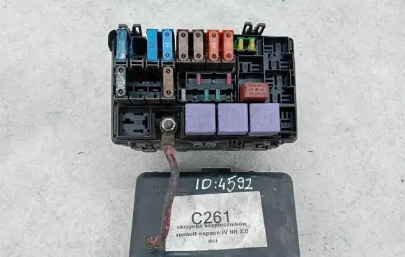 Renault Espace IV Fuse box set 240115598R