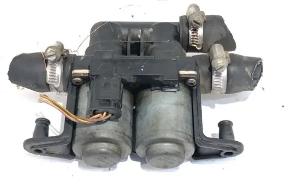 BMW 7 E65 E66 Coolant heater control valve 6908294