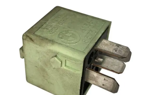 BMW 5 E39 Other relay 8373700 61368373700