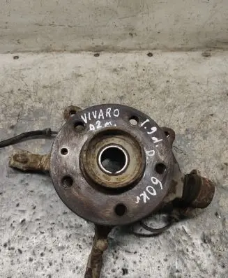 Opel Vivaro Front wheel hub