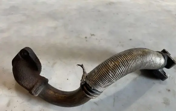 Mitsubishi Pajero EGR valve line/pipe/hose