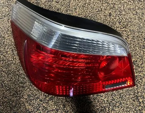 BMW 5 E60 E61 Rear/tail lights 6910767