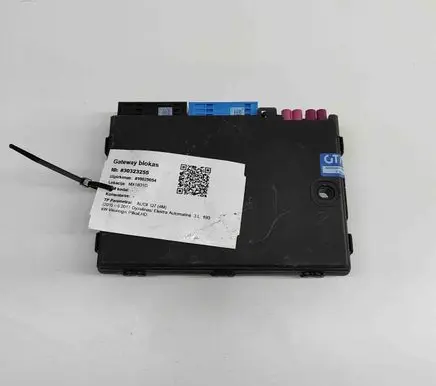 Audi Q7 4M Gateway control module 8W7907468C A2C75797601