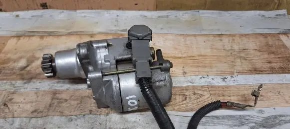 Toyota Avensis T220 Starter motor 2810028010 2280009600