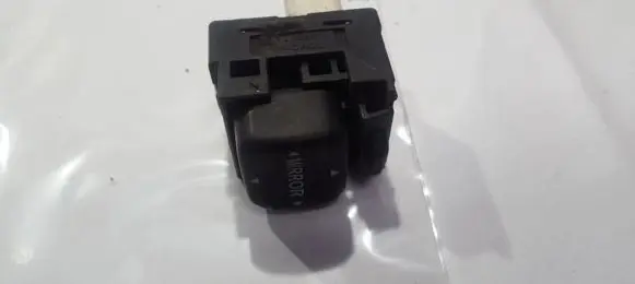 Toyota Corolla E110 Wing mirror switch