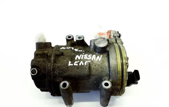Nissan Leaf II (ZE1) Air conditioning (A/C) compressor (pump) 926005SA1A