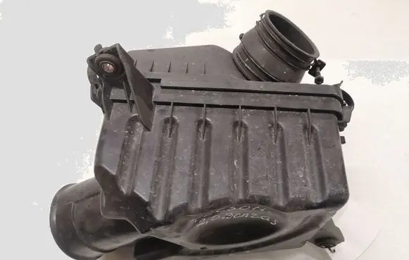 Hyundai Tucson JM Air filter box 281002E000