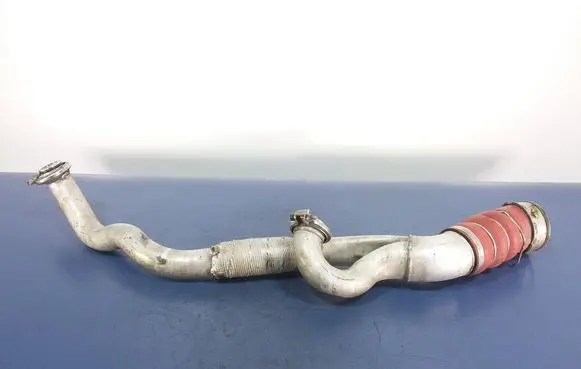 Air intake hose/pipe