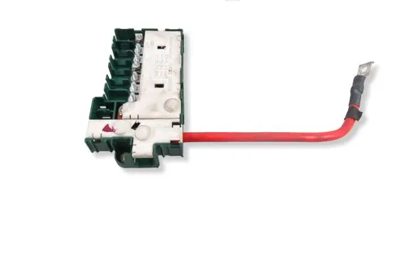 BMW 5 E39 Fuse module 8367768