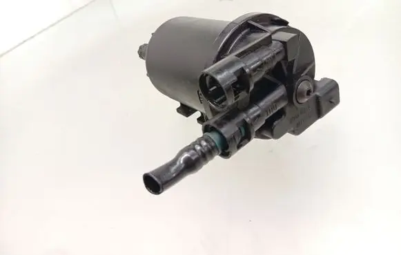 Opel Vectra C Fuel filter housing 24416213