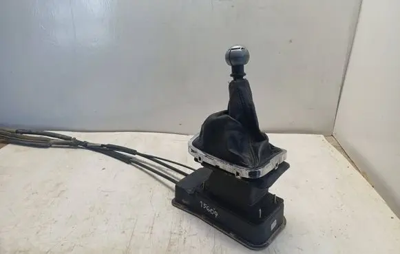 Peugeot 607 Gear shifter/selector 9651890080