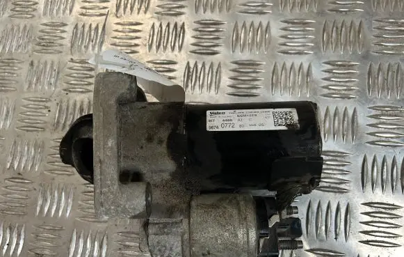 Peugeot 5008 II Starter motor 9674077280