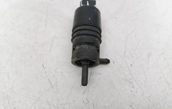 Opel Antara Windscreen/windshield washer pump 13250356 3240115