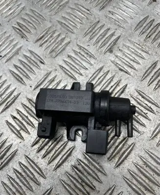 BMW 7 E65 E66 Turbo solenoid valve 70057903