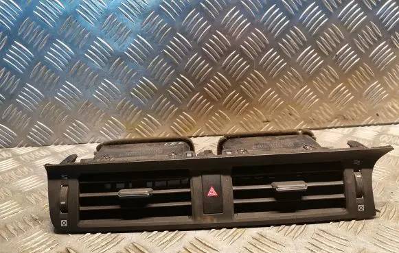 Lexus CT 200H Other center console (tunnel) element 5567076020
