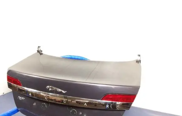 Jaguar XF X250 Tailgate/trunk/boot lid