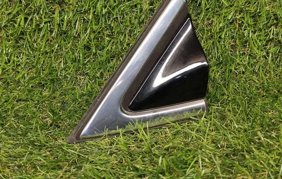 Hyundai Santa Fe Fender trim (molding) 861804Z000