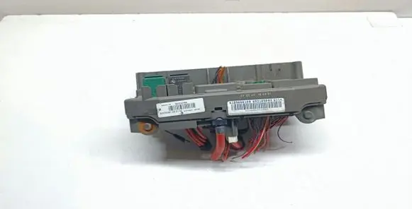BMW X5 E70 Fuse module 6931690 5189660