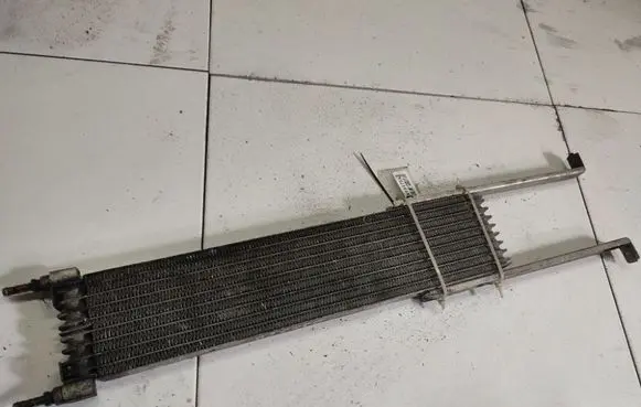 Dodge Grand Caravan Engine oil radiator 04809271AD