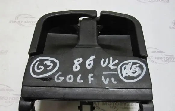 Volkswagen Golf VI Cup holder 