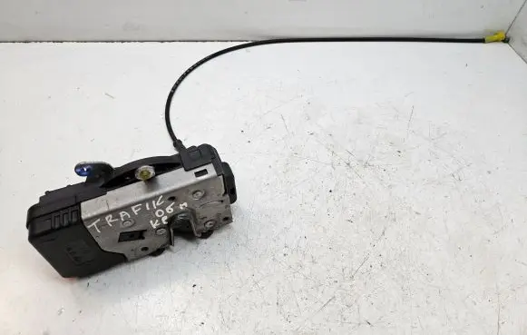 Renault Trafic II (X83) Front door lock 8200008249