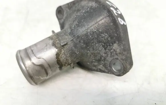 Toyota Auris 150 Engine coolant pipe/hose