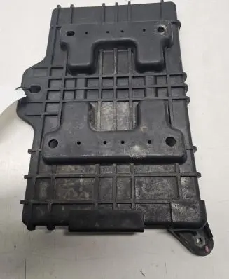 Hyundai Santa Fe Battery tray 371502B100